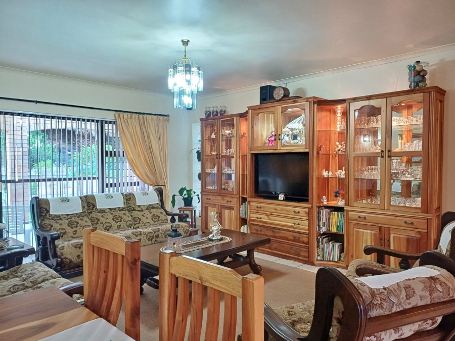 4 Bedroom Property for Sale in Hersham Western Cape
